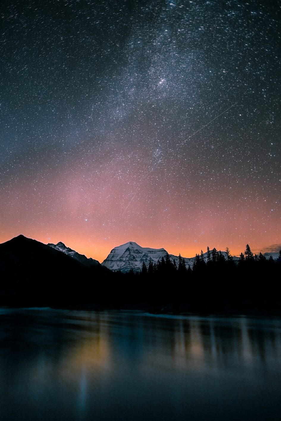 night sky with mountain image